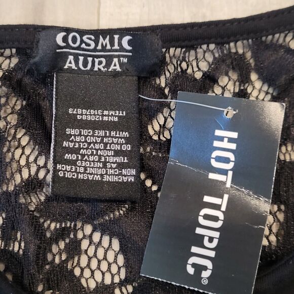 NWT Hot Topic Cosmic Aura Black Slashed Lace Tank Size XL Gothic Steampunk - Picture 3 of 8